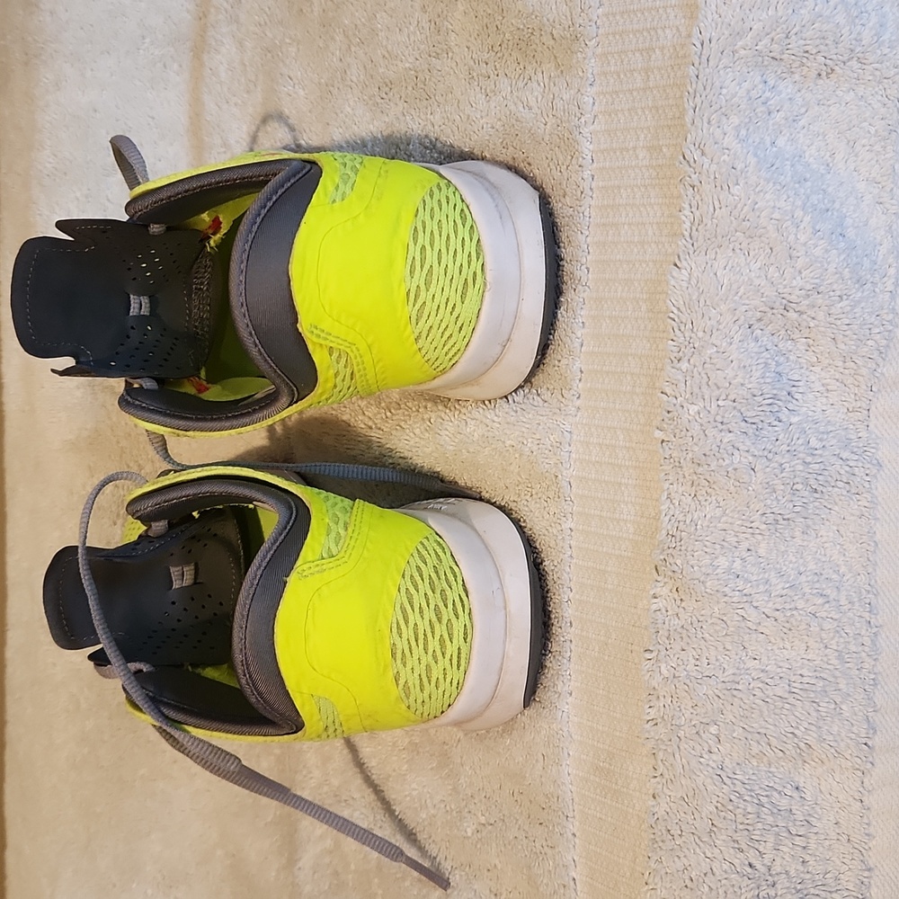 Nike Training Zoom Fit 704658-700 Women's Neon Yellow Athletic Shoe Size 8 - Picture 5 of 8